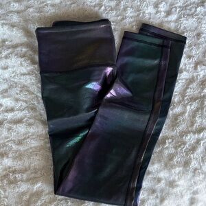 Women's Zyia Iridescent Black Leggings